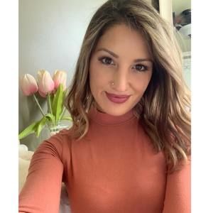 Meet your Posher, Justina